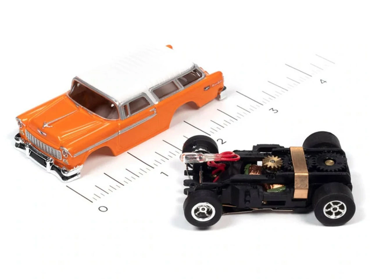 Auto World 1955 Chevrolet Nomad (Orange) X-Traction Flamethrowers R33 HO Slot Car - Image 3