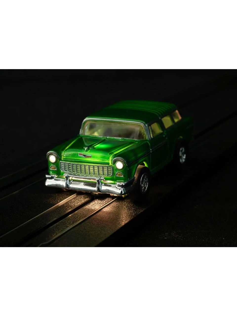 Auto World 1955 Chevrolet Nomad (Green) X-Traction Flamethrowers R33 HO Slot Car - Image 4