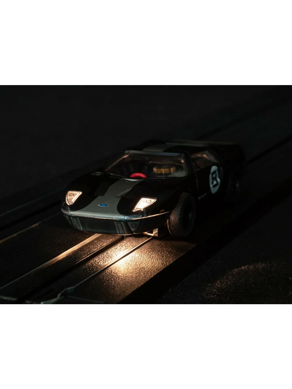 Auto World 2005 Ford GT 40 (Black) X-Traction Flamethrowers R33 HO Slot Car - Image 4