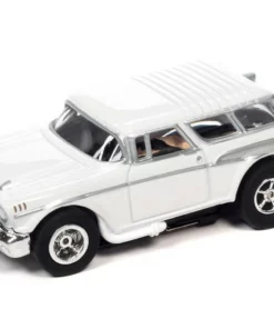 Auto World 1957 Chevrolet Nomad (White) X-Traction R34 HO Slot Car