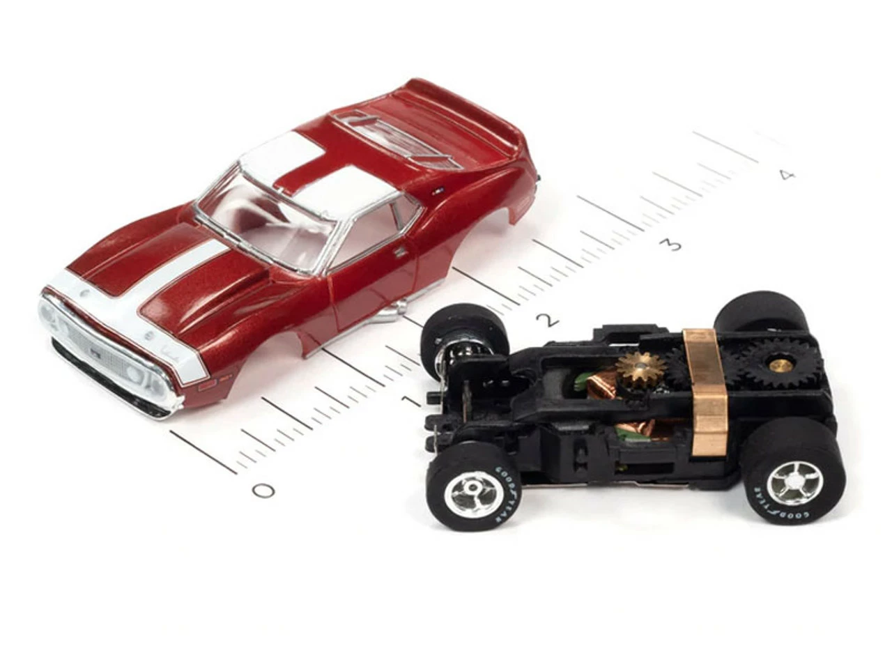 Auto World 1971 AMC Javelin AMX (Red) X-Traction R35 HO Slot Car - Image 3