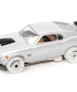 Auto World iWHEELS 1970 Ford Mustang Boss 429 Thunderjet HO Slot Car