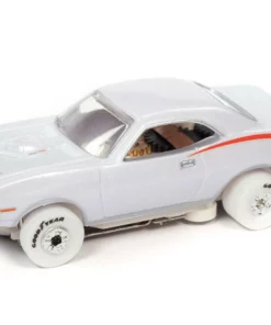 Auto World iWHEELS 1970 Plymouth Cuda Thunderjet HO Slot Car