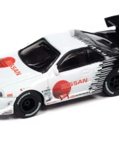 Auto World 1999 Nissan Skyline GT-R (White/Black) Import Heat X-Traction HO Slot Car